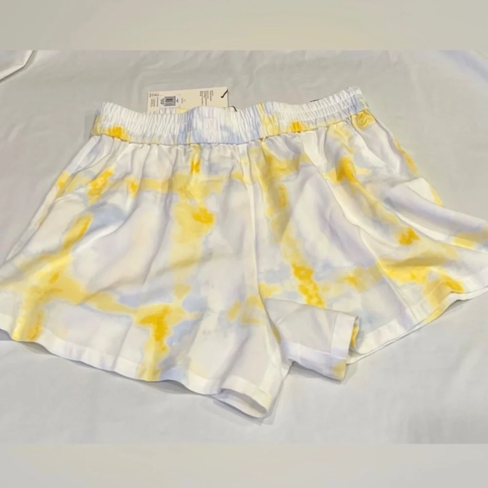 CALIA  High Rise Cover Up Summer Beach Resort Pool Butter Yellow White Shorts XL